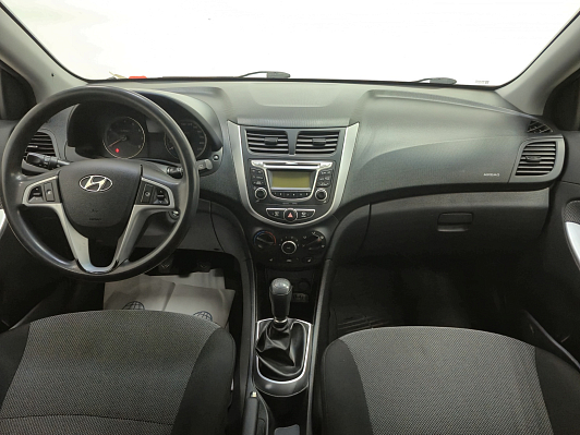 Hyundai Solaris Active, 2013 года, пробег 178301 км