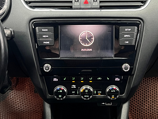 Skoda Octavia Hockey Edition, 2019 года, пробег 118000 км