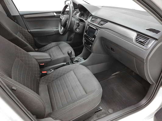 Skoda Rapid Style, 2017 года, пробег 78768 км