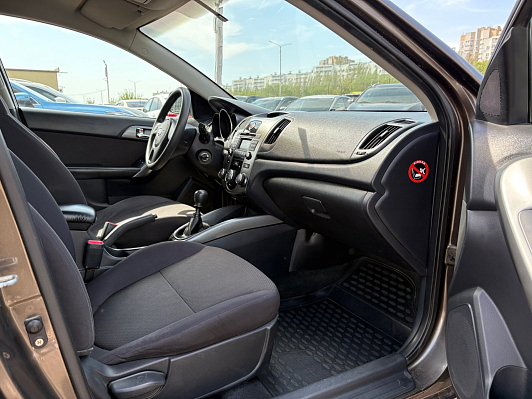 Kia Cerato, 2013 года, пробег 126692 км