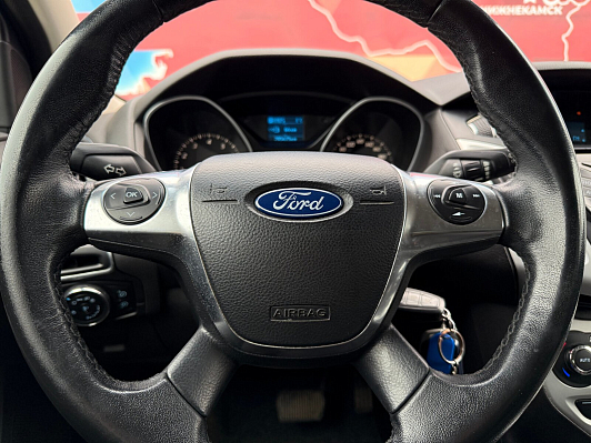 Ford Focus Titanium, 2012 года, пробег 286000 км