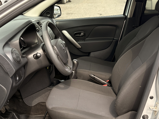 Renault Sandero Confort, 2018 года, пробег 83853 км