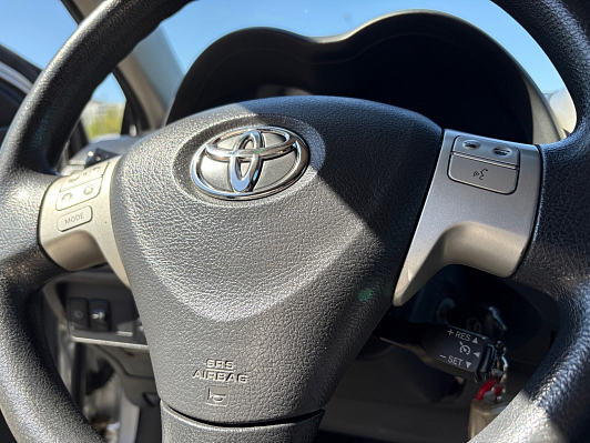 Toyota Corolla, 2010 года, пробег 176506 км