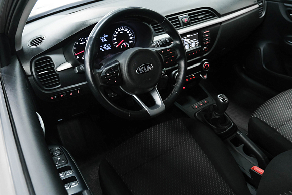 Kia Rio Luxe 2018 FWC, 2020 года, пробег 112015 км