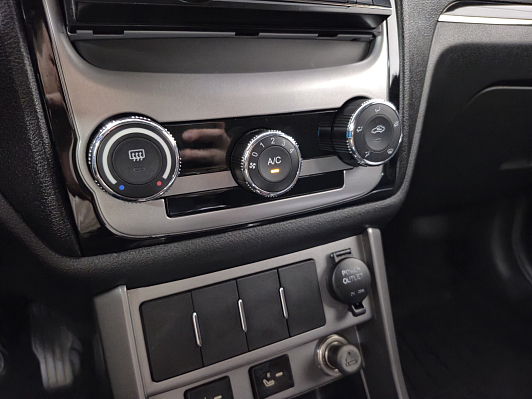 Geely Emgrand EC7, 2013 года, пробег 138344 км