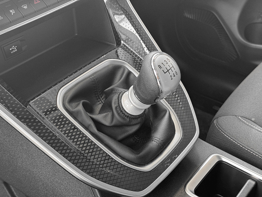 Haval M6 Base, белый
