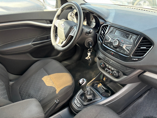 Lada (ВАЗ) Vesta Comfort, 2018 года, пробег 151700 км