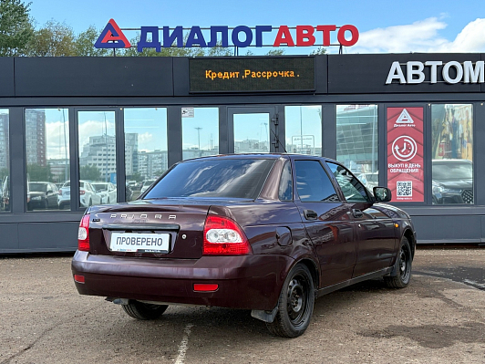 Lada (ВАЗ) Priora Люкс, 2011 года, пробег 240000 км