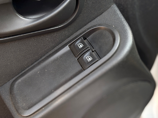 Renault Duster Expression, 2015 года, пробег 123837 км
