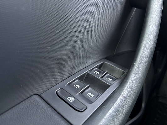 Skoda Rapid, 2014 года, пробег 243390 км