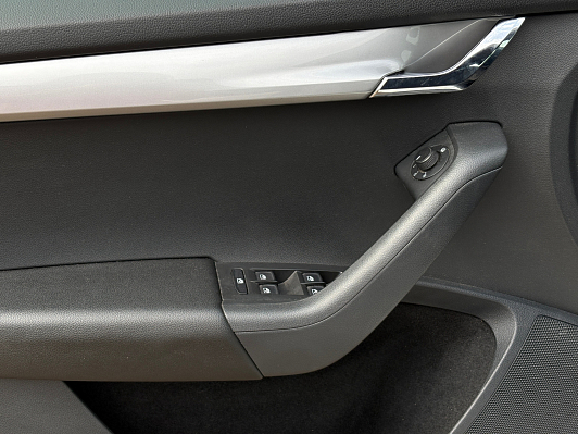 Skoda Octavia Ambition Plus, 2021 года, пробег 130205 км
