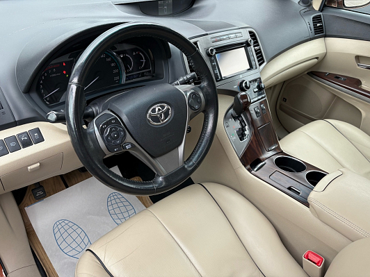 Toyota Venza, 2013 года, пробег 131000 км