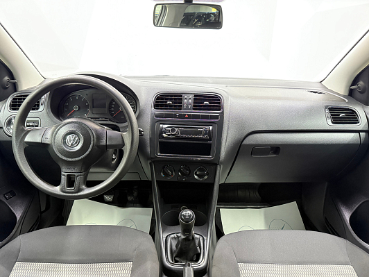 Volkswagen Polo Trendline, 2014 года, пробег 121625 км