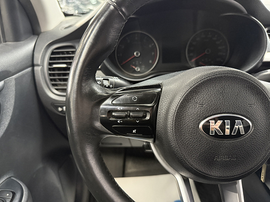 Kia Rio Luxe RED Line, 2019 года, пробег 121112 км