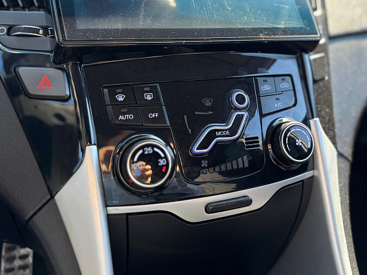Hyundai Sonata Comfort, 2012 года, пробег 230176 км