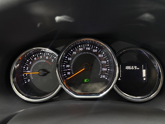 Renault Logan Stepway Life, 2022 года, пробег 18670 км