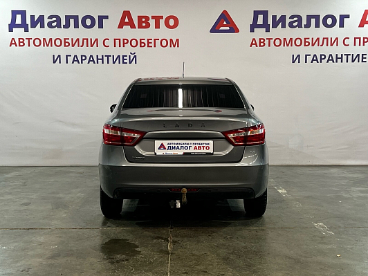 Lada (ВАЗ) Vesta Comfort, 2018 года, пробег 122000 км