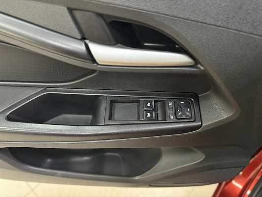 Lada (ВАЗ) Vesta 50 Anniversary, 2017 года, пробег 98363 км