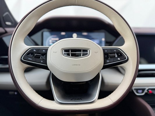 Geely Monjaro Люкс, 2024 года, пробег 34000 км