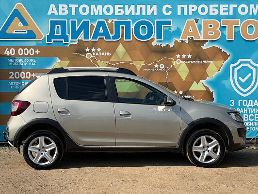 Renault Sandero Privilege, 2017 года, пробег 80000 км