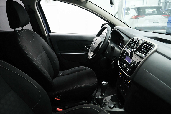 Renault Sandero Privilege, 2017 года, пробег 121000 км