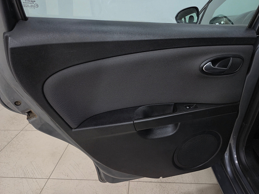 SEAT Leon Style, 2012 года, пробег 215277 км