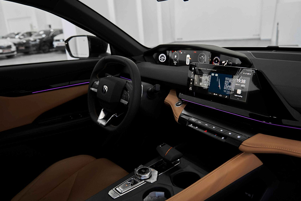 Changan UNI-V Tech, серый