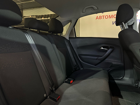 Volkswagen Polo Life, 2017 года, пробег 161000 км
