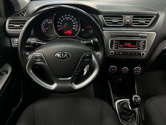 Kia Rio Luxe, 2017 года, пробег 118000 км