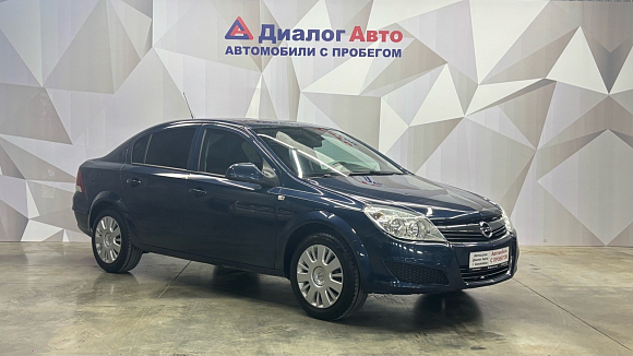 Opel Astra, 2012 года, пробег 191866 км