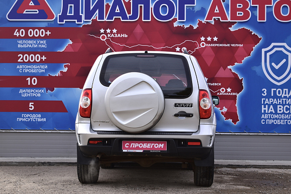 Chevrolet Niva GLC, 2012 года, пробег 145500 км