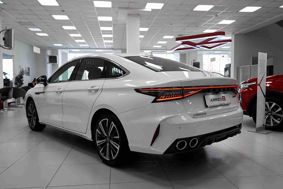 Chery Arrizo 8 Ультра Черный / Ultra Black, белый