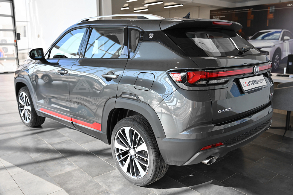 Changan CS35 Plus Tech, серебряный