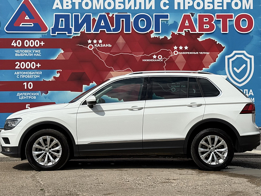 Volkswagen Tiguan Highline, 2018 года, пробег 130094 км