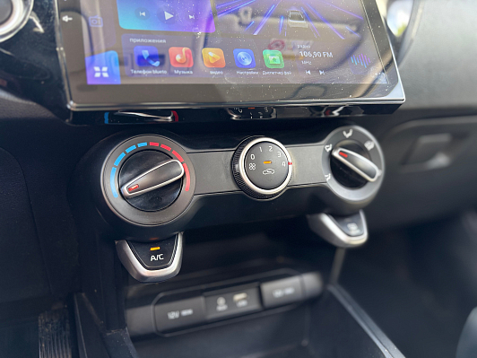 Kia Rio Luxe, 2018 года, пробег 114338 км
