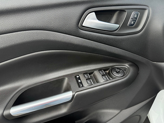 Ford Kuga Titanium, 2017 года, пробег 150162 км