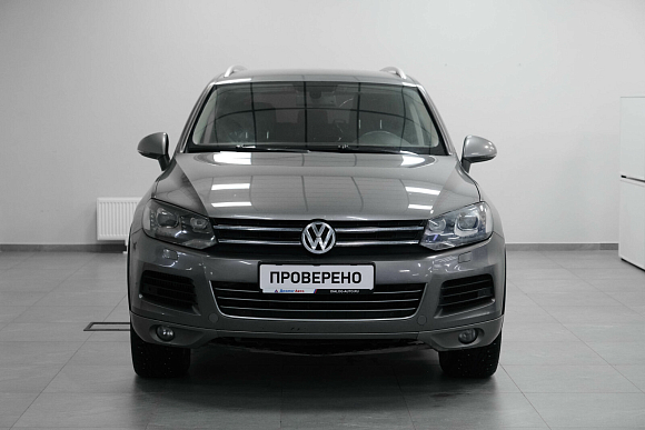 Volkswagen Touareg, 2011 года, пробег 261000 км