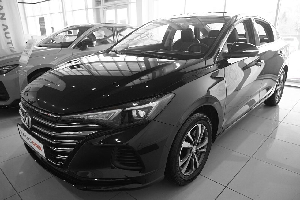 Changan Eado Plus Техно, черный