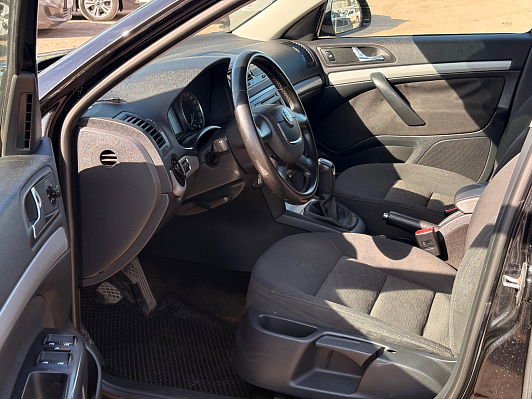 Skoda Octavia Ambition, 2012 года, пробег 222371 км