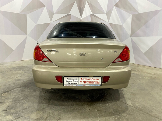 Kia Spectra, 2008 года, пробег 218000 км