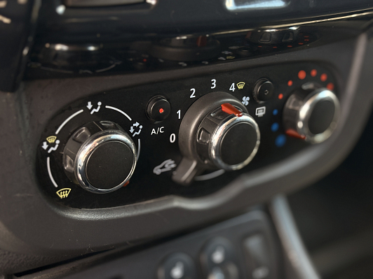 Renault Duster Life, 2019 года, пробег 67441 км