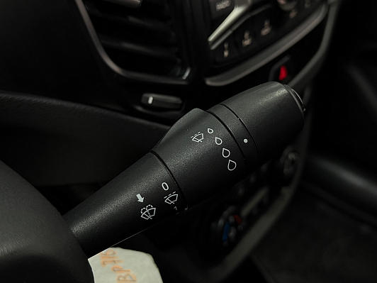 Lada (ВАЗ) Vesta Comfort Light, 2017 года, пробег 191000 км