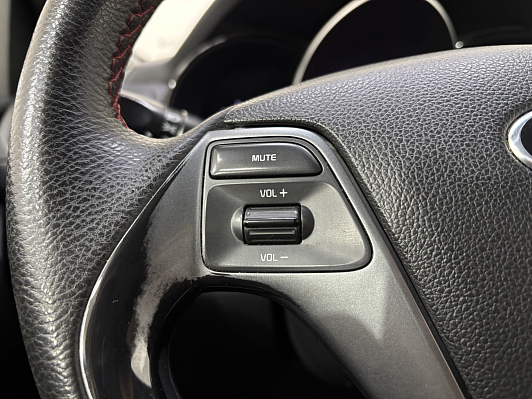 Kia Rio Comfort Аудио, 2015 года, пробег 200038 км
