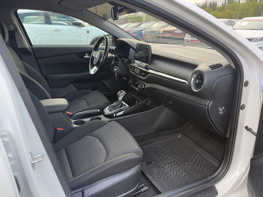 Kia Cerato Comfort, 2019 года, пробег 96651 км