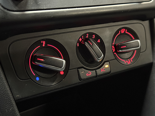 Volkswagen Polo Comfortline, 2011 года, пробег 135864 км