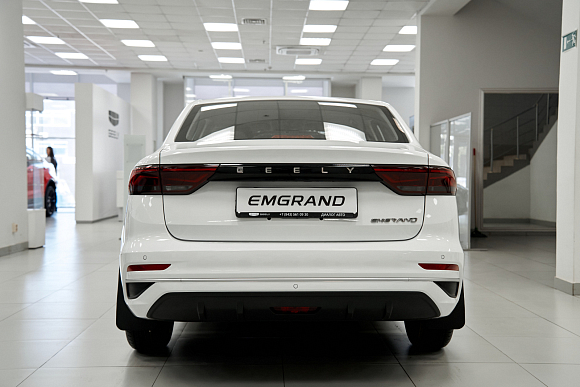 Geely Emgrand Comfort, белый
