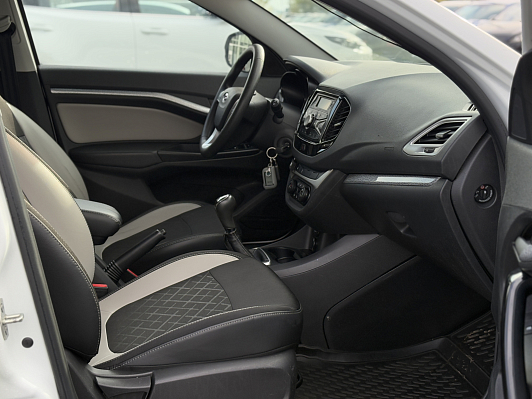 Lada (ВАЗ) Vesta Comfort Winter, 2019 года, пробег 131501 км