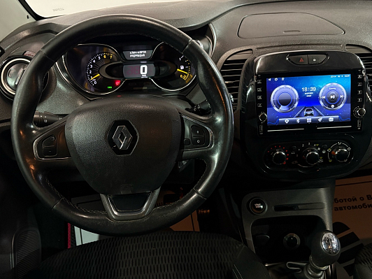 Renault Kaptur Drive, 2016 года, пробег 135000 км