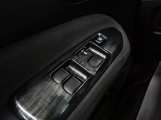 Mitsubishi Lancer, 2004 года, пробег 181755 км