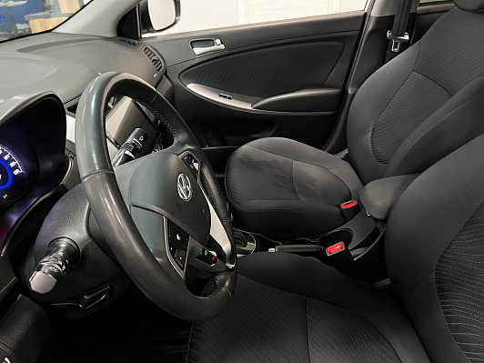 Hyundai Solaris Elegance, 2015 года, пробег 202566 км